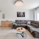 Rubix Lägenhet Pula