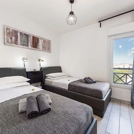 Rubix Apartment *