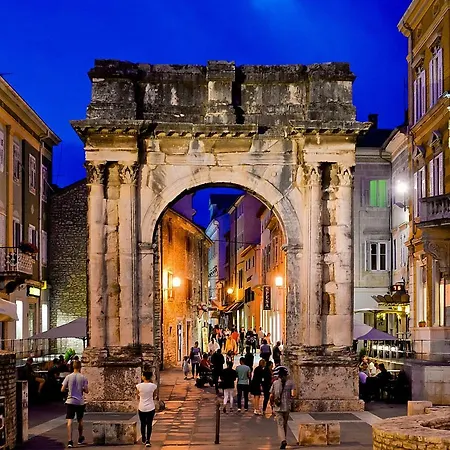 Rubix Appartement Pula